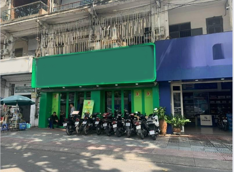 Cho thuê nhà mặt tiền Trần Hưng Đạo, phường Nguyễn Thái Bình quận 1